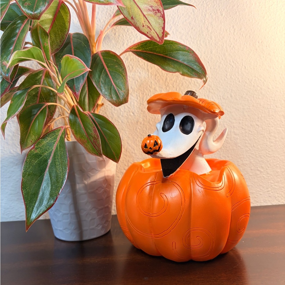 Disney nightmare before Christmas zero ceramic pumpkin Halloween decor